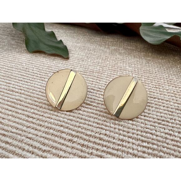Vintage Gold & Beige Enamel Stud Earrings, Circle 90s Jewelry, Retro 80s - Picture 7 of 8